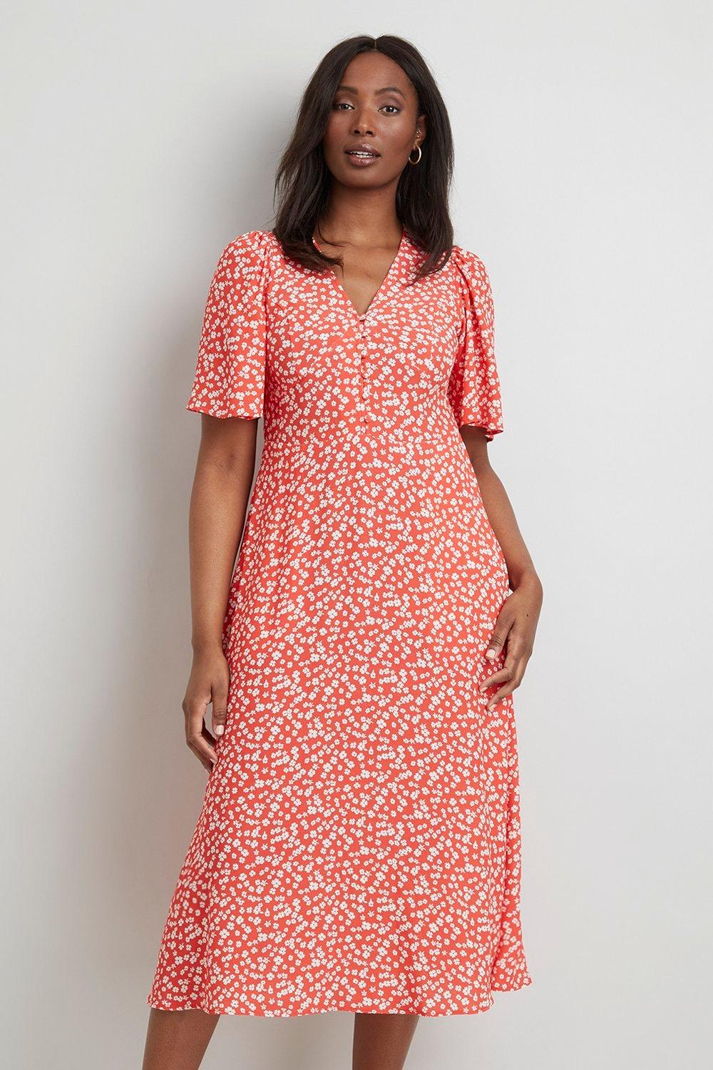 Petite Red Ditsy Midi Tea Dress | Wallis EU